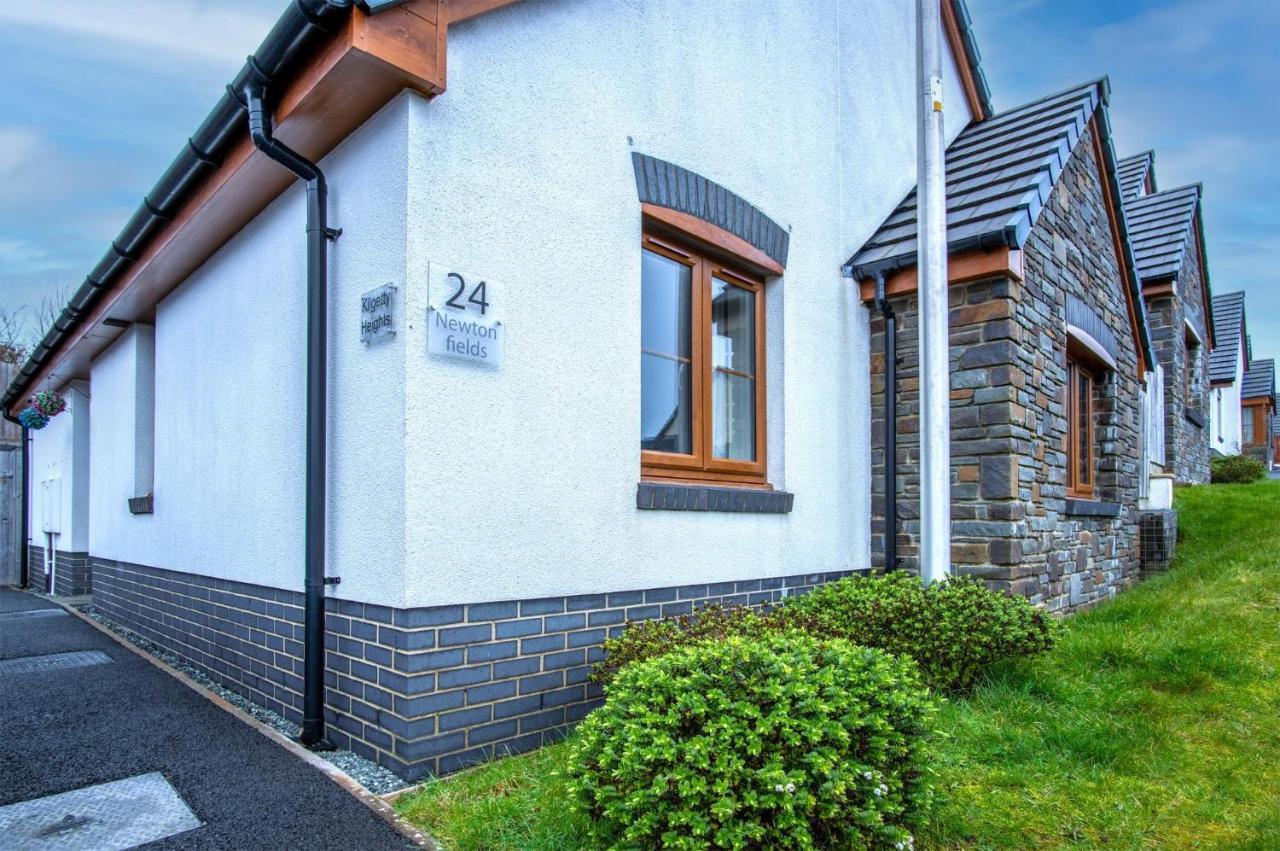 Kilgetty Heights - 2 Bedroom Cottage - Kilgetty Begelly Exteriör bild